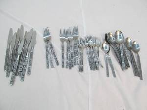 Dalmatia flatware