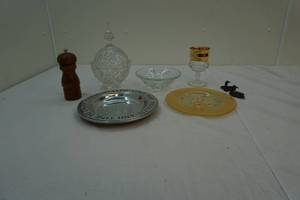 Candy dishes, plates, stemmed glass