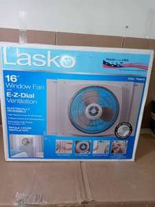 16 in. Window Fan with EZ-Dial Ventilation by Lasko- open box not used -SEE PICTURES