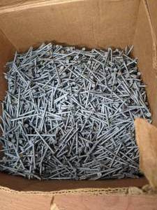 lot 213 image: Box of Galvanized Steel Screws
