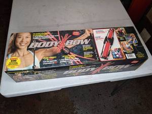 lot 220 image: Body Bow Exercise Trainer & Ab Flex