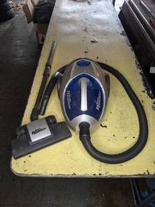 lot 225 image: Euro Pro Shark EP722 Roadster Canister Vacuum