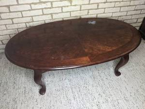 lot 24 image: Queen Anne Wood Coffee Table
