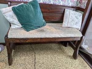 lot 58 image: Rustic Bench with Throw Pillows