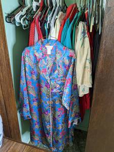 lot 132 image: Contents of Closet Ladies Clothing