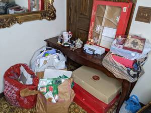 lot 150 image: Christmas Bags, Boxes, Tissue, Decor, etc.