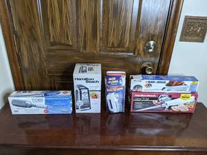 lot 152 image: Assorted Gadgets in Original Boxes