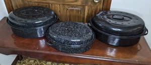 lot 155 image: Three Enamel Roasting Pans with Lids