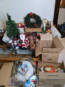 lot 166 image: Christmas Mega Lot