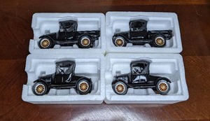 lot 188 image: 1925 Ford Model T Pickup and Coupe Model Cars