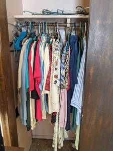 lot 102 image: Contents of Closet Ladies Clothing