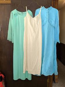 lot 111 image: Vintage Dresses & Slip