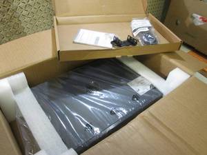 lot 17 image: (BS) SonicWall SMA 400...