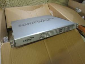 lot 27 image: (RMT) SonicWall WXA 4000 Rackmount...