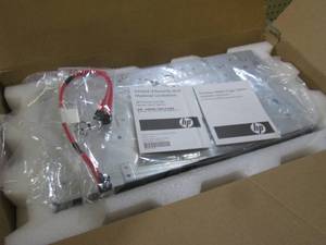 lot 32 image: (EW4) HP Four-Bay Media Cage...