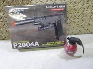lot 169 image: (EC1) Pistol Airsoft Gun with Conta...