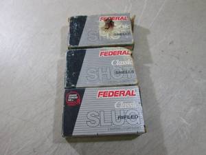 lot 205 image: (BSB) Lot of 13 12GA 00 Buck Shotgu...