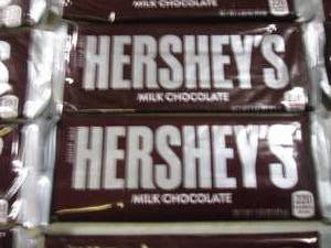 lot 233 image: (B-1) 20 Hersheys Candy Bars Best b...