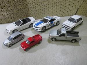 lot 299 image: (F-2) Assorted Diecast Vehicles Var...