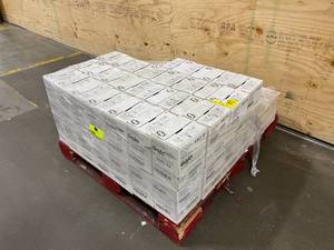 lot 52 image: GOJO Lot of 67 Cases of-  5362-02 Premium Foam Antibacterial Handwash 1200 mL Refills (2 per case) Expired 072017