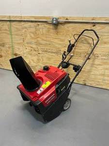 lot 7 image: HONDA HS720AS 20-in 190-cc Single-Stage with Auger Assistance Gas Snow Blower with Push-Button Electric Start