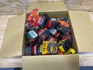 lot 87 image: Lot of Broken Tape Measures