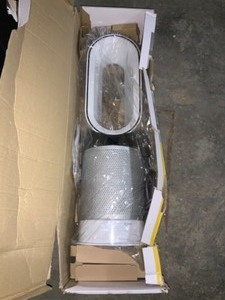 DYSON PURE HOT  COOL AIR PURIFIER  FAN, HP04. SEE PICTURE