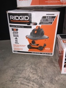 ASSORTED RIDGID SHOPVACS AND VACMASTER 4 GAL WETDRY VAC. SEE PICTURE