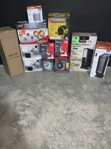 PALLET OF ASSORTED SPACEHEATERS, VARIOUS SIZES. SEE PICTURES