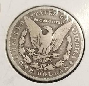 1900 MORGAN SILVER DOLLAR