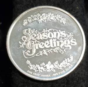1 TROY OZ. .999 FINE SILVER CHRISTMAS THEME ROUND