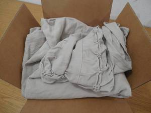 Hudson & Main Clover Ruched Sheet Set - Queen