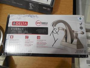 Delta Everly 4 in. Centerset 2-Handle Bathroom Faucet in SpotShield Brushed Nickel