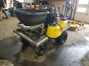 Exmark Z Spray Junior Sprayer Spreader with Vanguard 16hp. Commercial V-Twin Electric Start Engine 42W