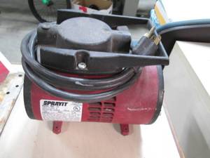 lot 28 image: Sprayit 115v 2.5amp Class B Insulat...