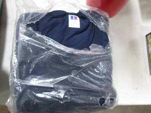 lot 42 image: Lot of 12 navy blue mens 3xl t-shi...