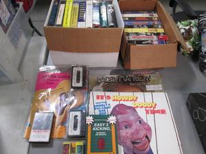 lot 50 image: Large Variety lot Of Vintage Collec...