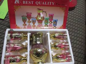 lot 117 image: Best Quality 7 PC. CupGoblet & Pit...