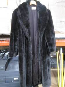 lot 120 image: Womens Donnybrook Long Faux Mink C...