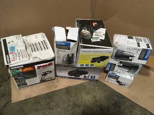 Lot of assorted Pumps various types and conditions customer Returns see pictures