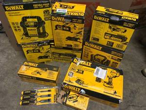 Lot of assorted Dewalt Tools various kinds and conditions customer returns see pictures