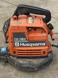 lot 18 image: Husqvarna Handheld Blower