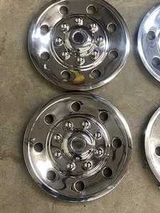 lot 23 image: Set Of (4) TowMaster Trailer Wheel Simulators
