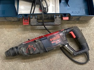 lot 27 image: Bosch Bulldog Hammer Drill
