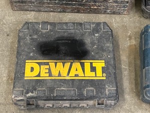 lot 30 image: Steel Toolbox, Tool Cases, Black & Decker Cordless Drill Set With Case