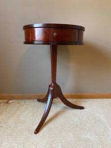 lot 4 image: Round Table with Drawer