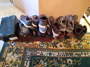 lot 43 image: Collection of Mens Shoes