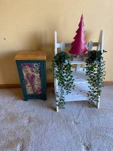 lot 505 image: White Shelf and Small Storage Cabinet