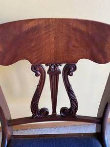 lot 510 image: Accent Chair