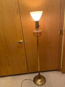 lot 180 image: Floor Lamp